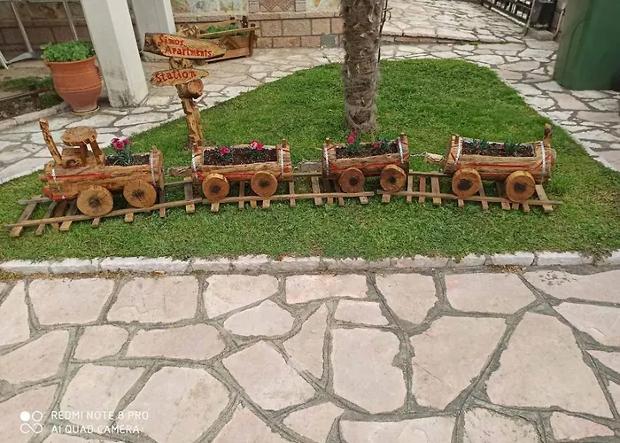 Apartament Simos Korinós