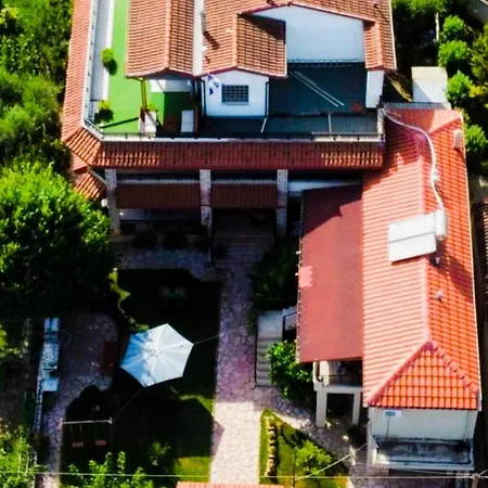 Simos