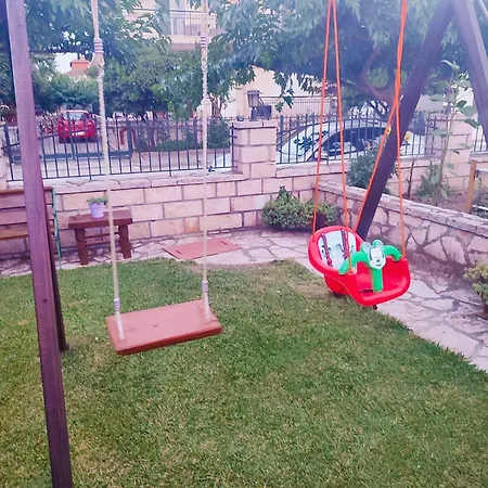 Apartament Simos Korinós