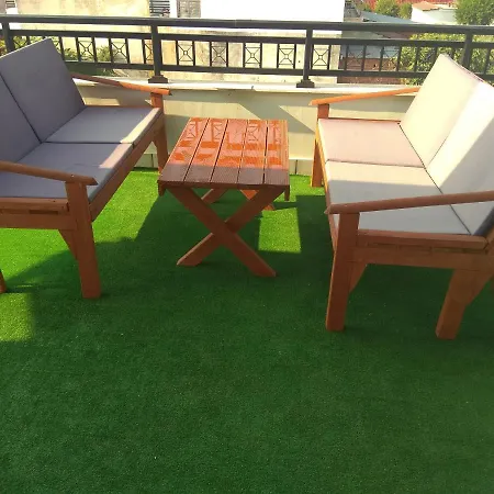 Simos Appartement Korinós