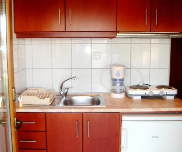 Simos Apartamento Korinós